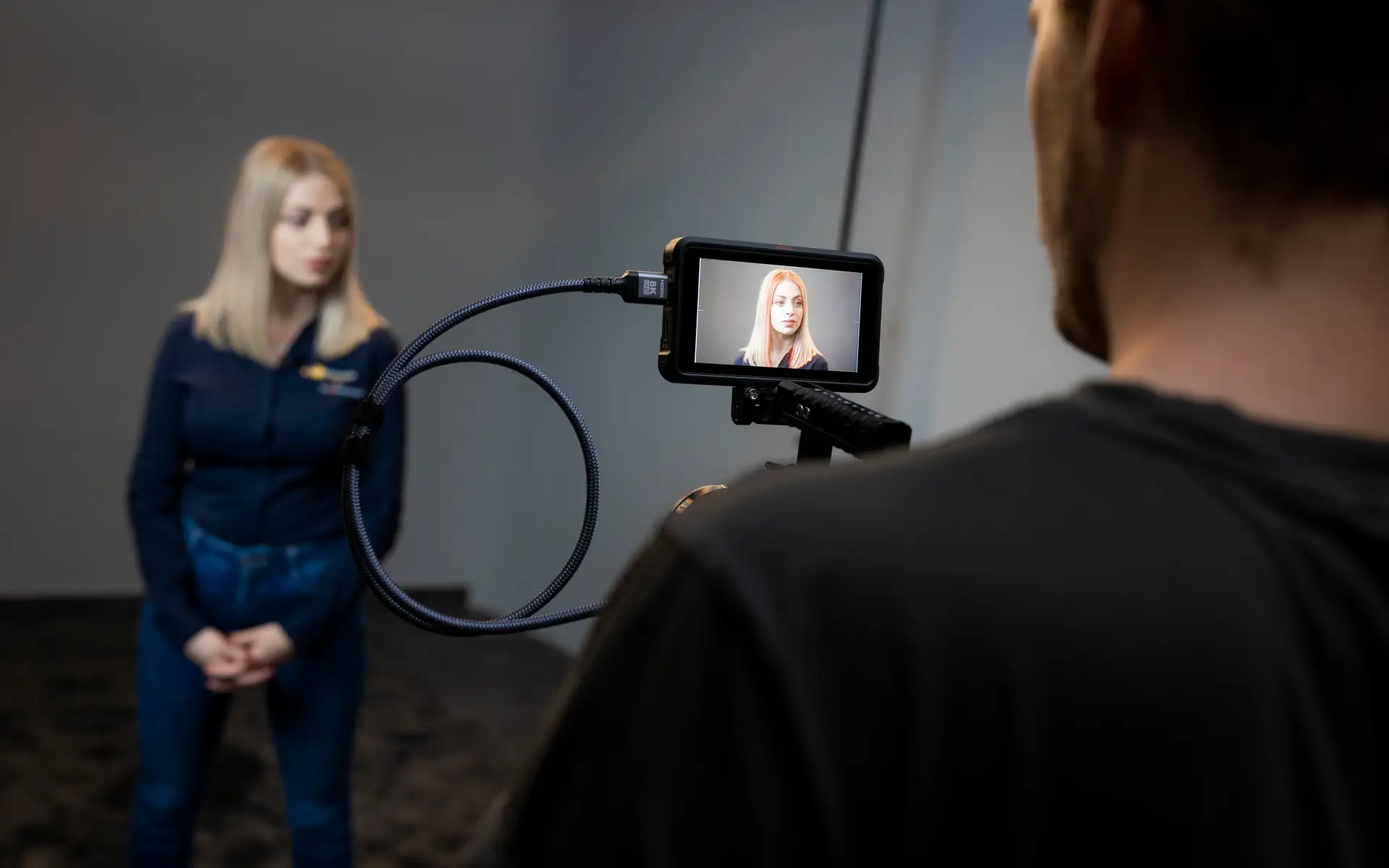 Hinter den Kulissen: Videodreh einer megaSPRACHEN-Lektion im Studio